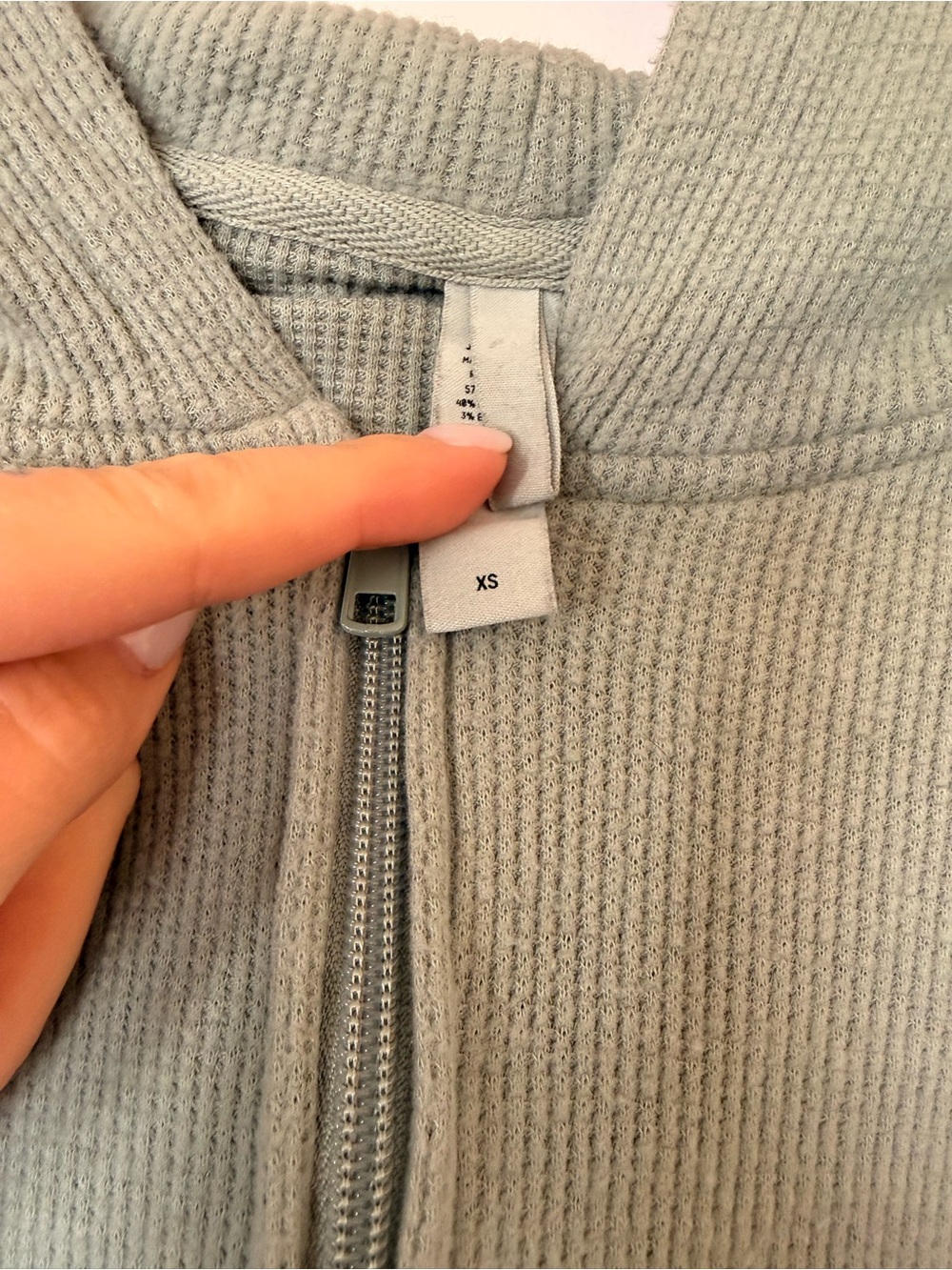 Skims waffle collection cropped hooded zip up in mineral - Picture 2 of 3